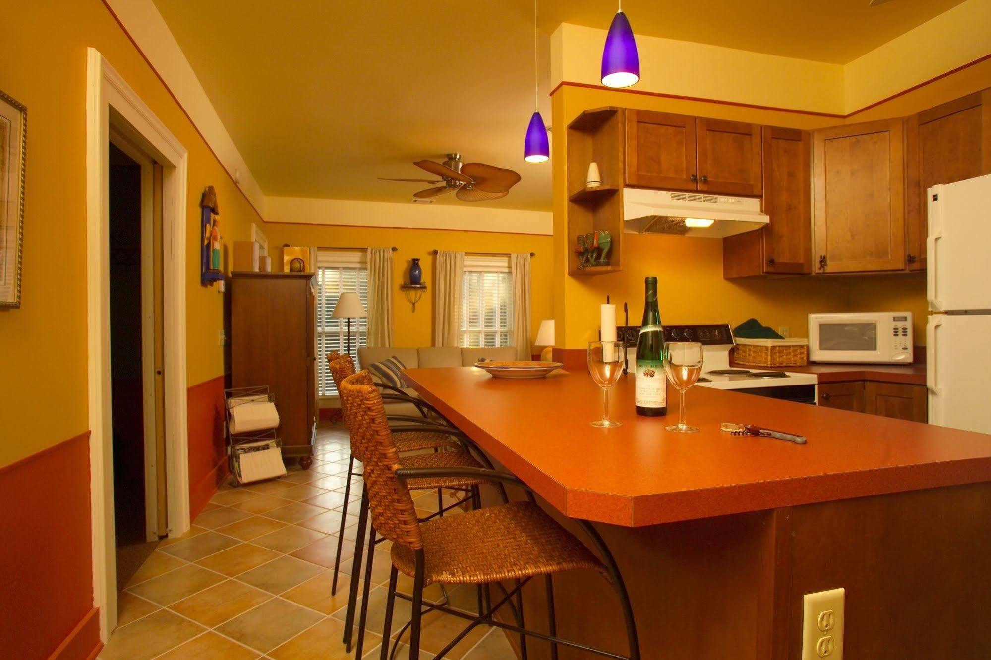 Hidden Garden Cottages & Suites Saugatuck Extérieur photo