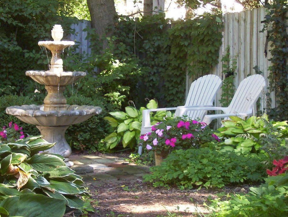 Hidden Garden Cottages & Suites Saugatuck Extérieur photo