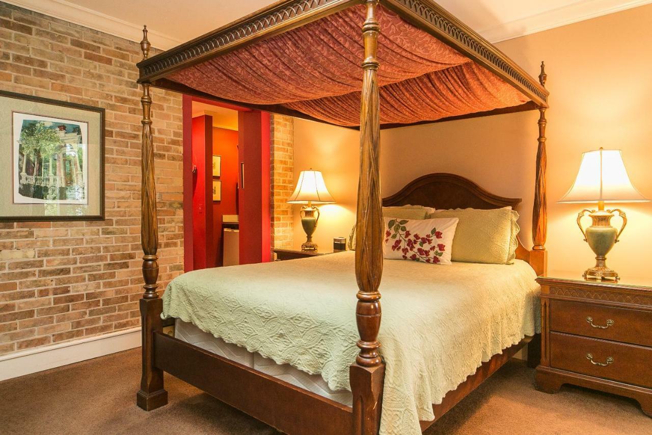 Hidden Garden Cottages & Suites Saugatuck Extérieur photo