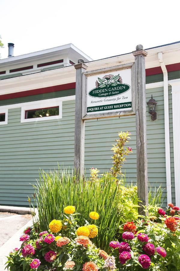 Hidden Garden Cottages & Suites Saugatuck Extérieur photo
